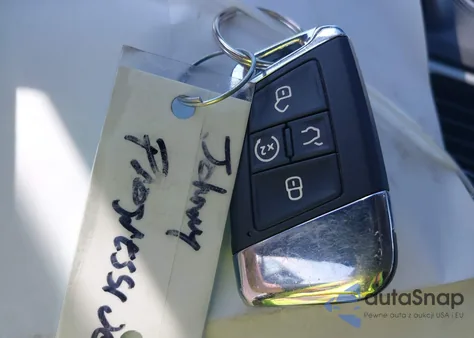 2021 Volkswagen Atlas 3.6L V6 Sel Premium R-Line z USA, uszkodzony, nr VIN 1V2FR2CA6MC510307